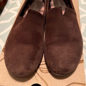 B.O.C. Comfortable dark brown flats